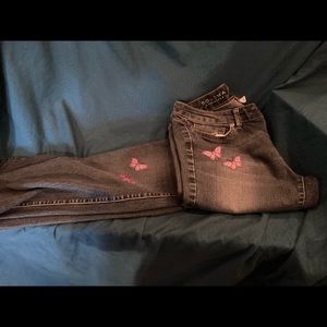 Cute women’s black, embellished, Sonoma jeans size 6